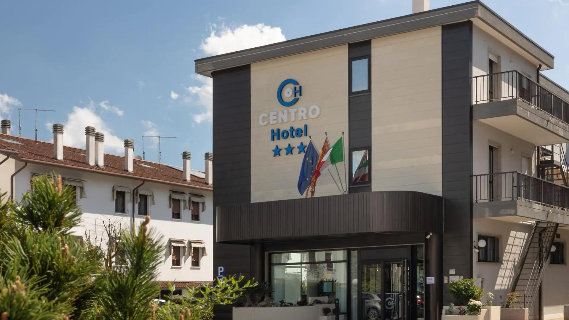 Centro Hotel - Venice Airport Маркон
