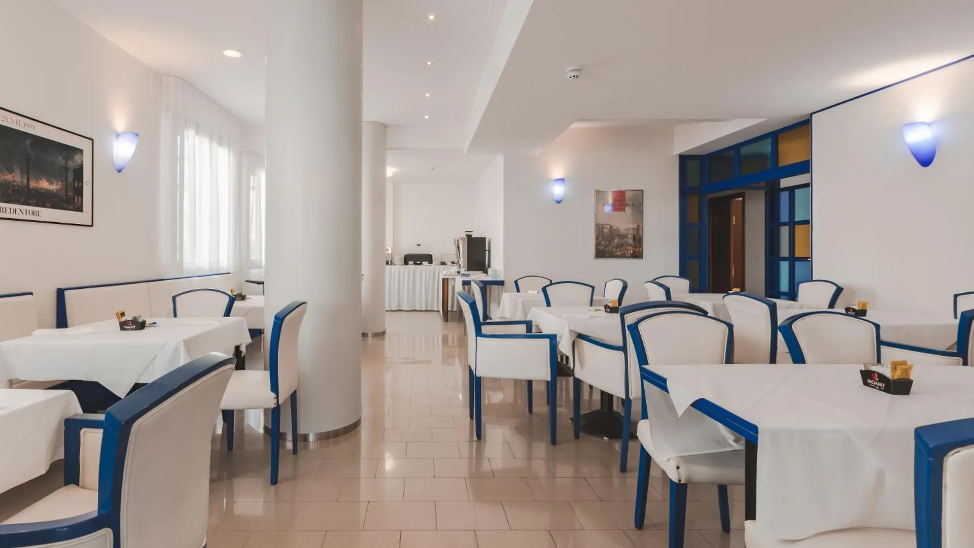 Centro Hotel - Venice Airport Маркон